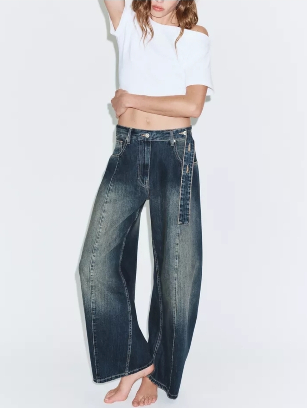 Zara TRF Oversized Mid Rise Jeans, Size 0